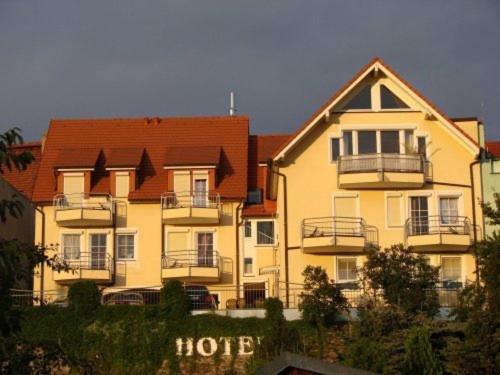 Hotel Am Schloss Діппольдісвальде Екстер'єр фото